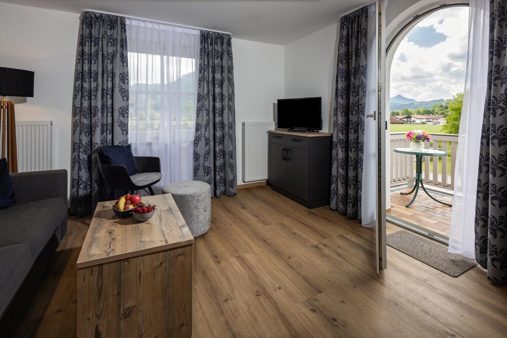 Hubertus Appartements Инцелль Экстерьер фото
